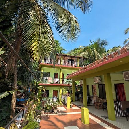 Luciano Guest House Арамболь Экстерьер фото